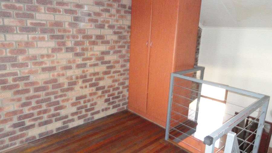 1 Bedroom Property for Sale in Dassie Rand North West